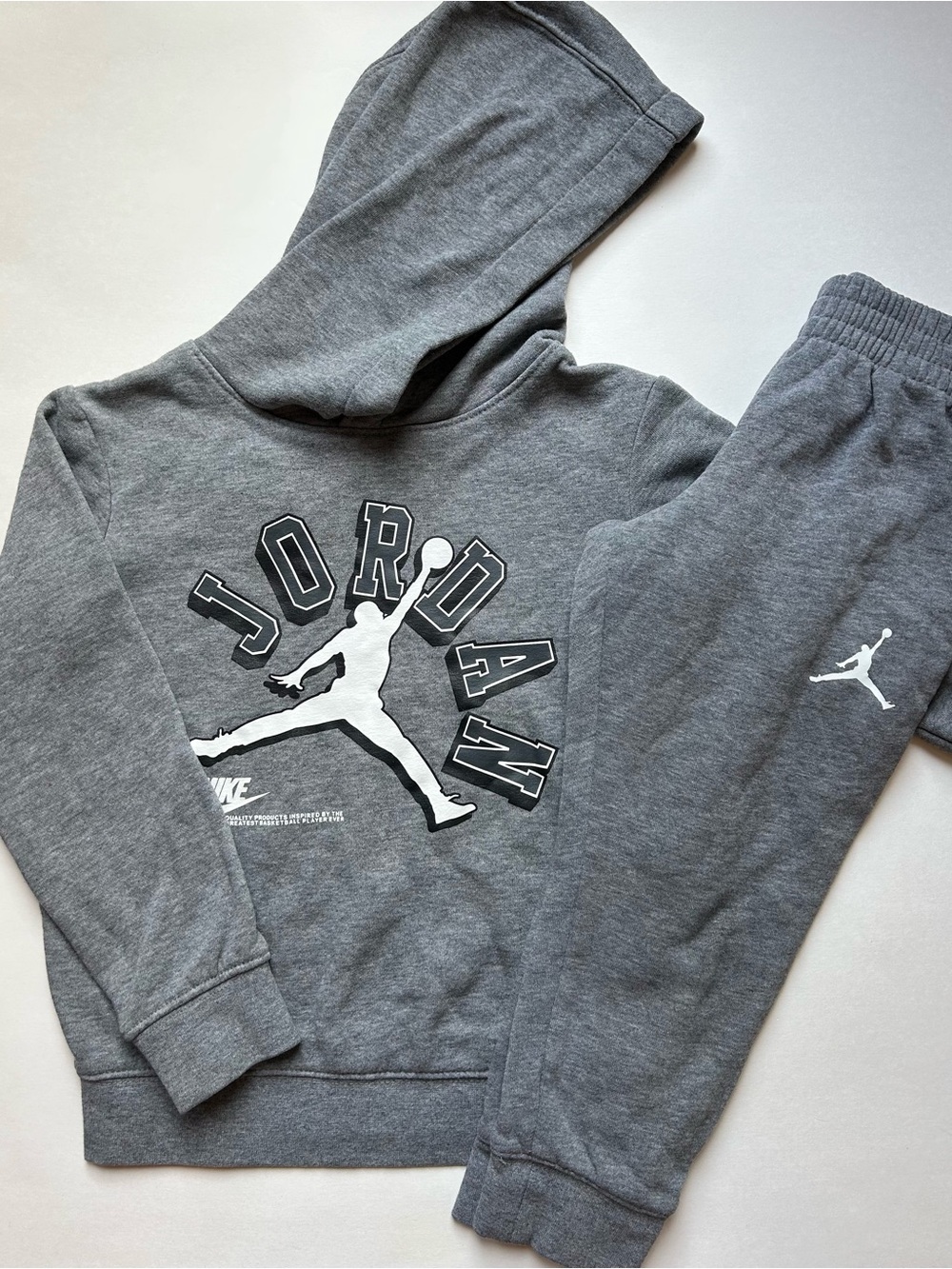 Jordan Kids' Gray Hoodie & Jogger Set - Nike Jumpman Logo